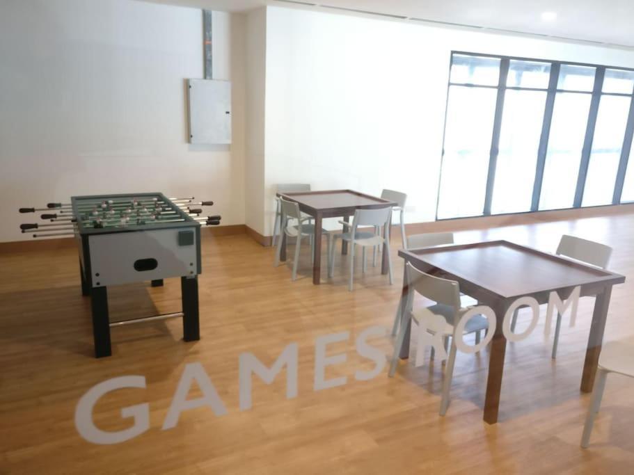 Apartment 3min Bangsar Lrt-1 Station To Kl Sentral-superview Kuala Lumpur